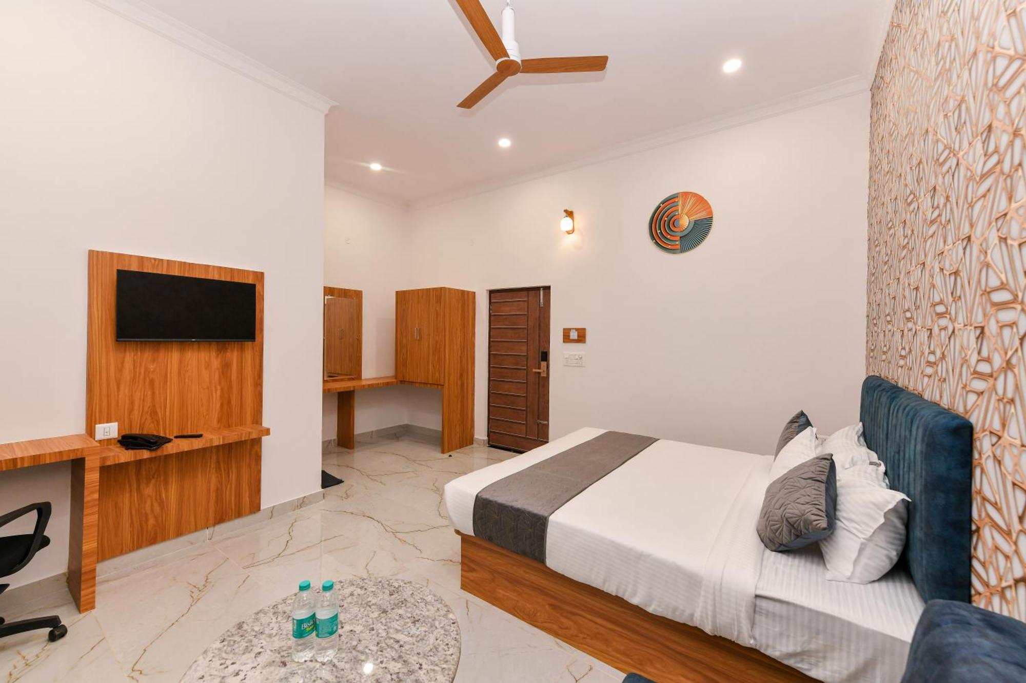 Hotel Shine International Майсур Экстерьер фото