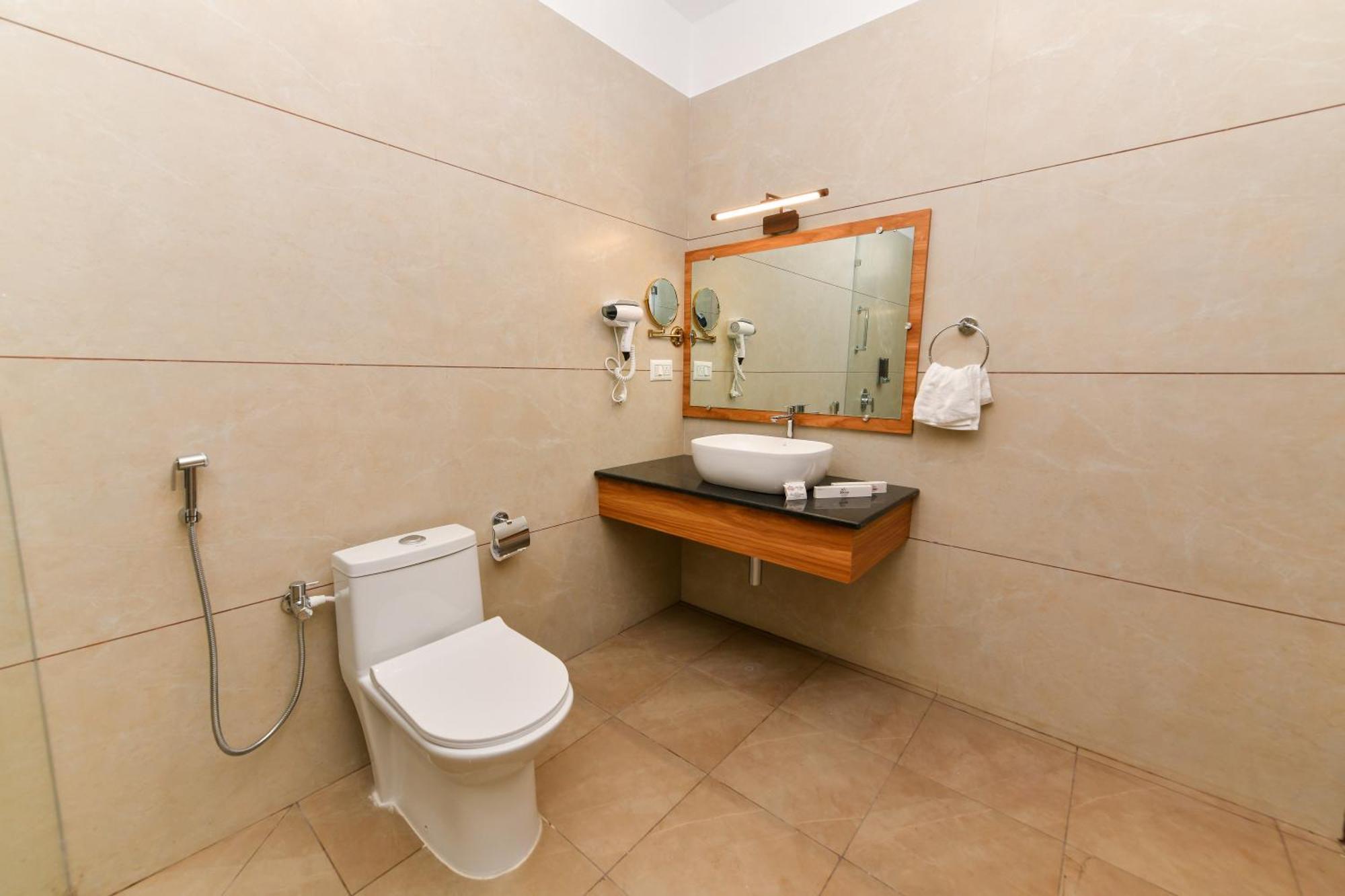 Hotel Shine International Майсур Экстерьер фото