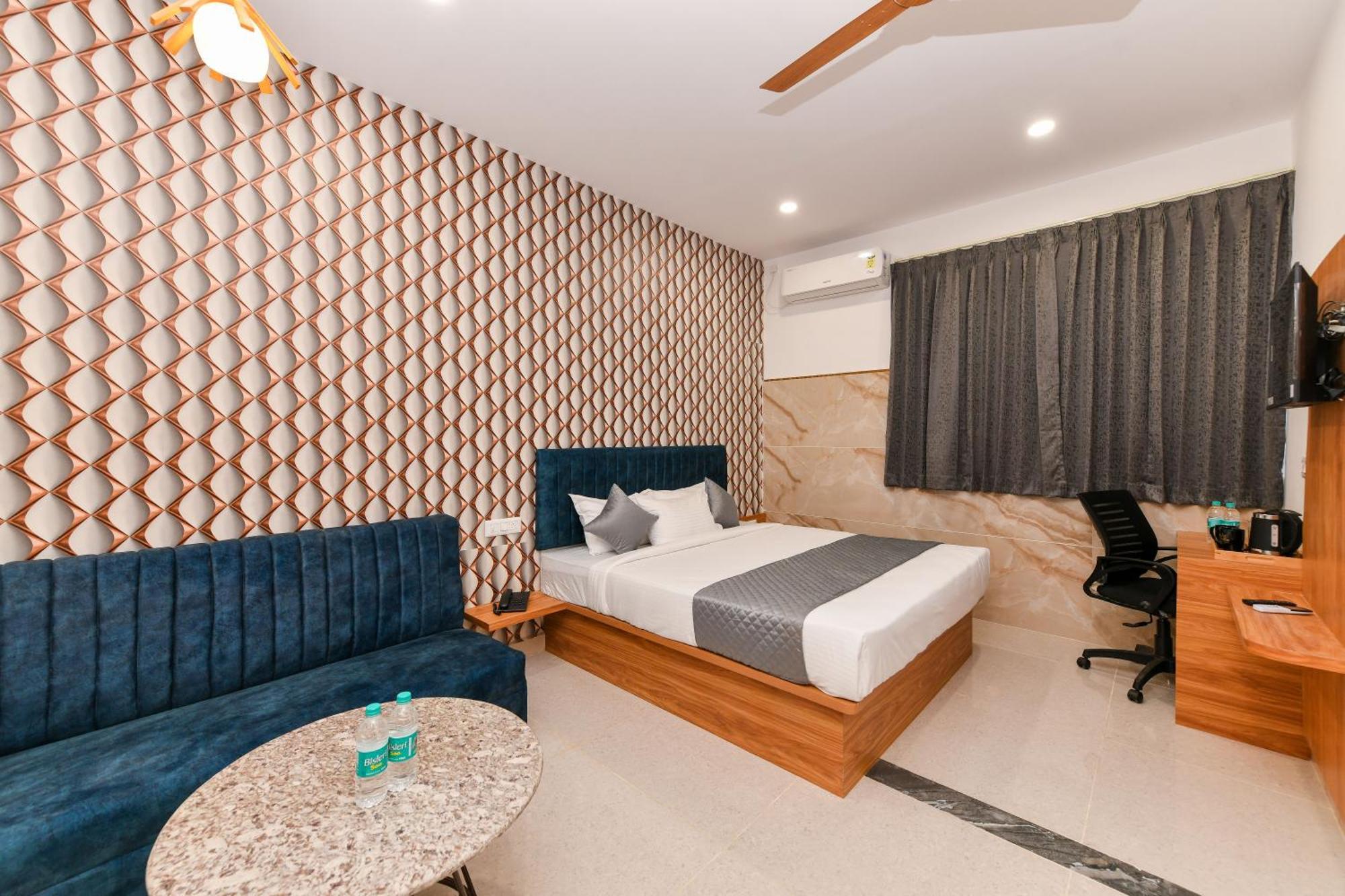 Hotel Shine International Майсур Экстерьер фото